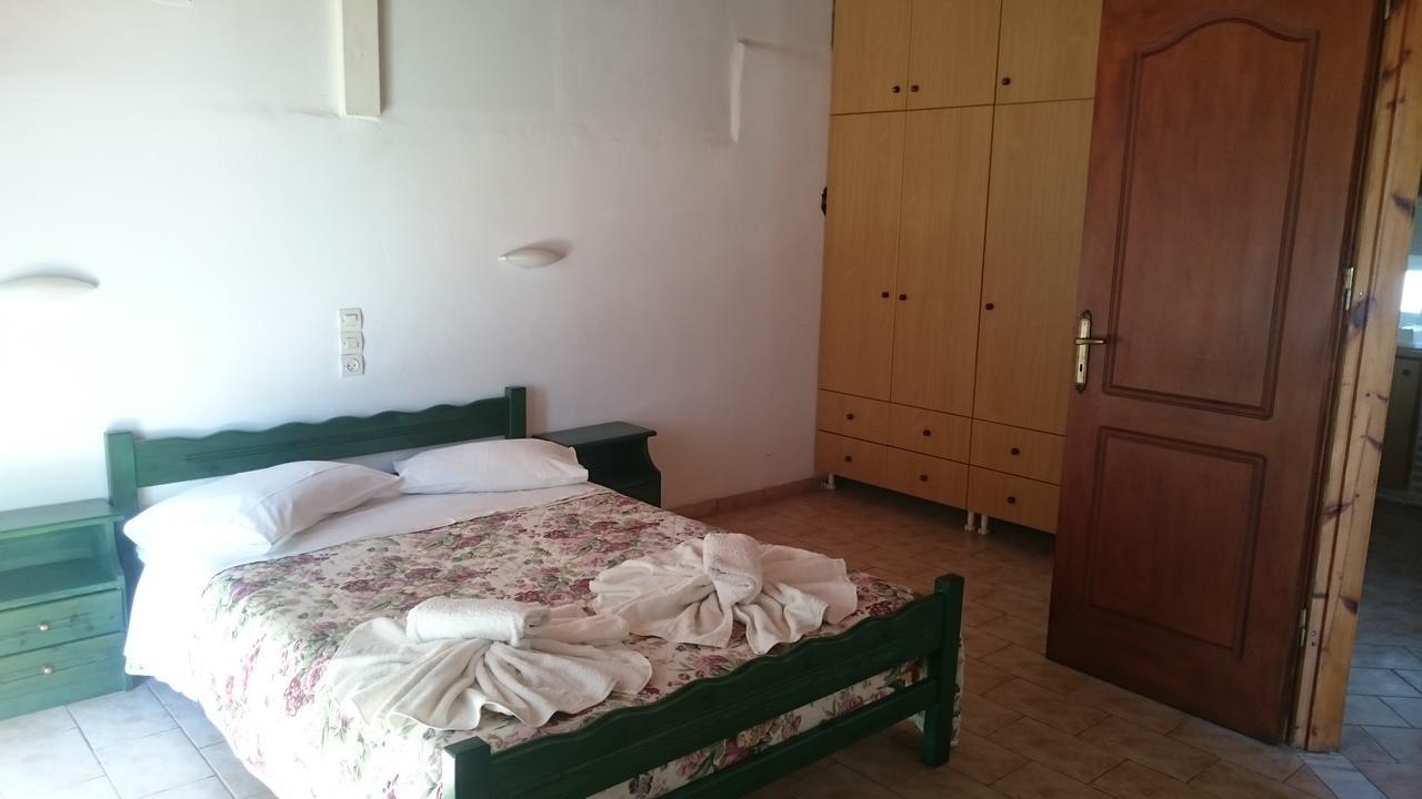 Dakis Studios Κερί Εξωτερικό φωτογραφία