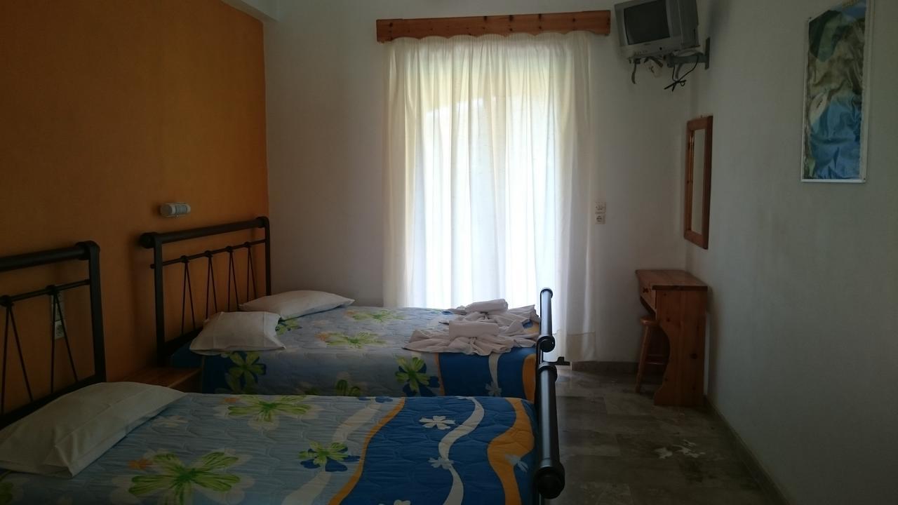 Dakis Studios Κερί Εξωτερικό φωτογραφία