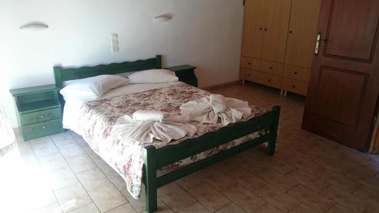 Dakis Studios Κερί Εξωτερικό φωτογραφία