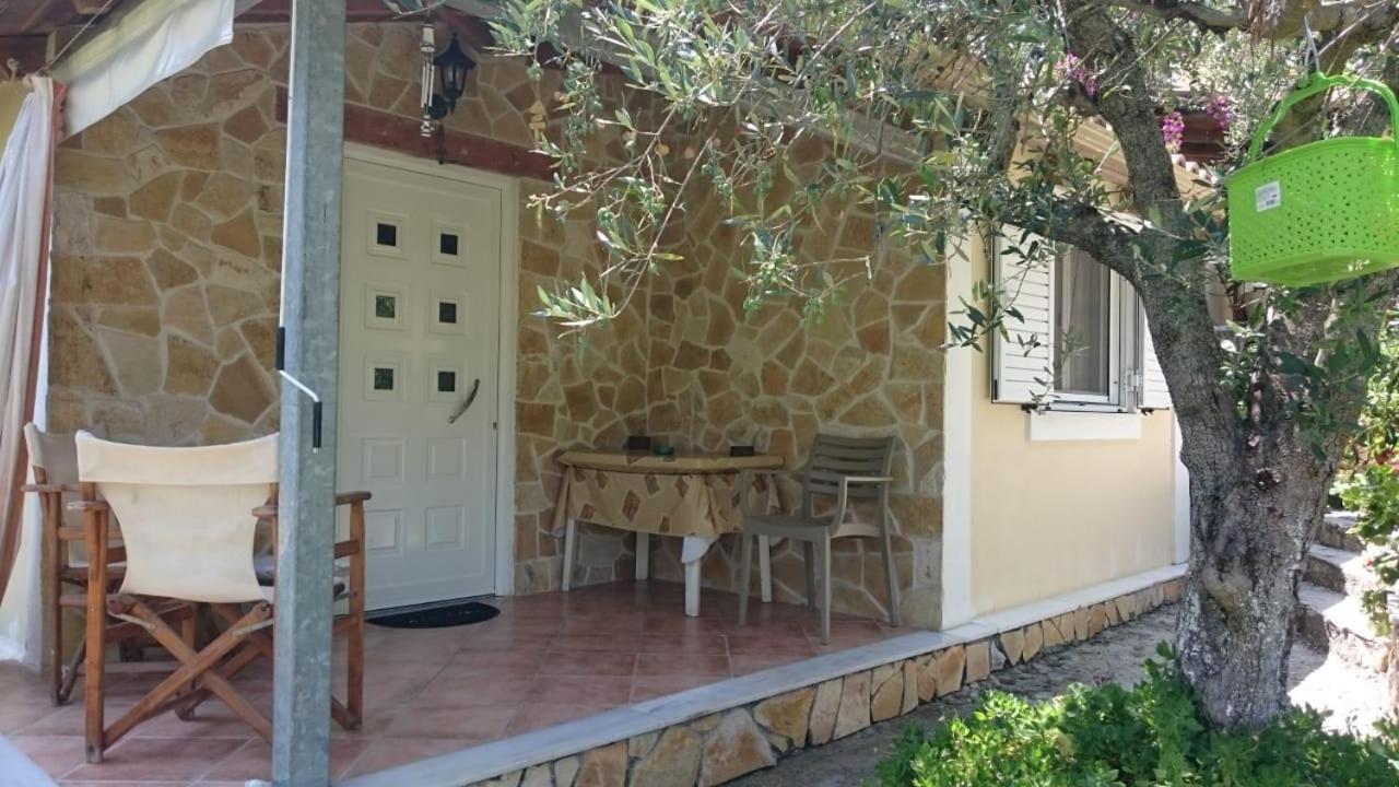 Dakis Studios Κερί Εξωτερικό φωτογραφία