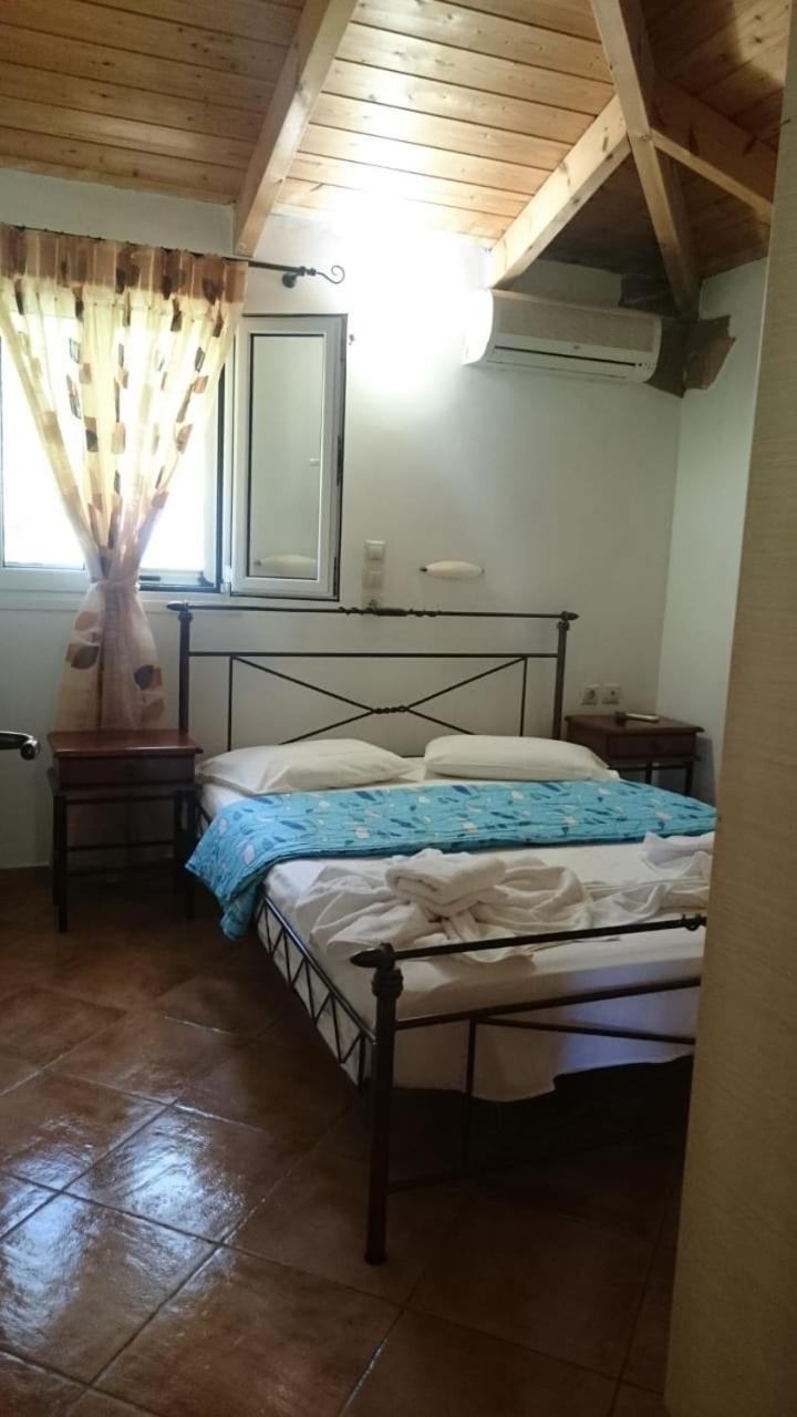 Dakis Studios Κερί Εξωτερικό φωτογραφία